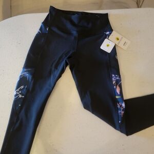 Body Glove Black Leggings with Floral Design